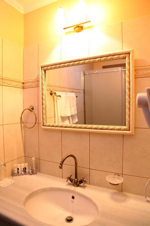 Spon Boutique Hotel Nafpaktos Extérieur photo