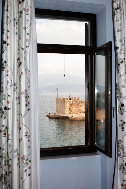 Spon Boutique Hotel Nafpaktos Chambre photo